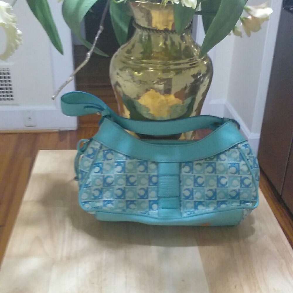 Liz Claiborne Specialty Bag